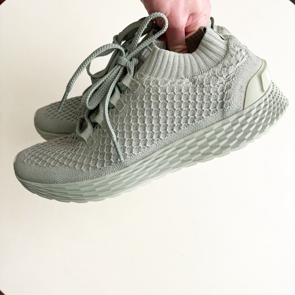 Nobull Men's Allday Knit Running Sneaker Size 12.5 Seafoam Green Reflective - Picture 2 of 11